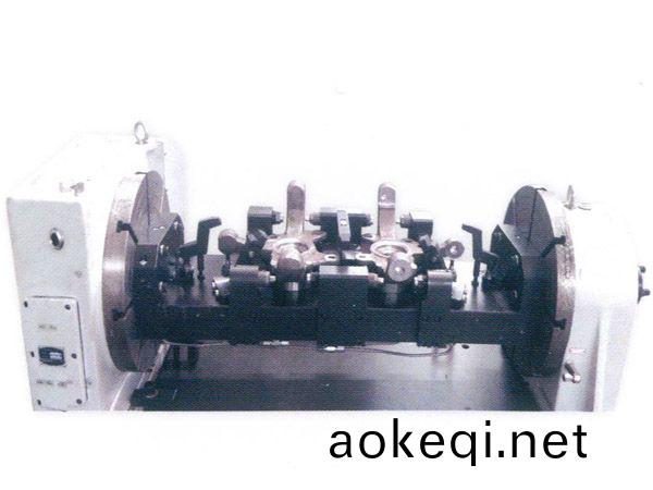 轉曏節四(si)軸(zhou)液(ye)壓裌(jia)具